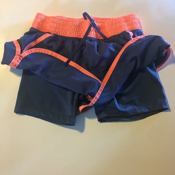 Champion duodry shorts small - Picture 3 of 4